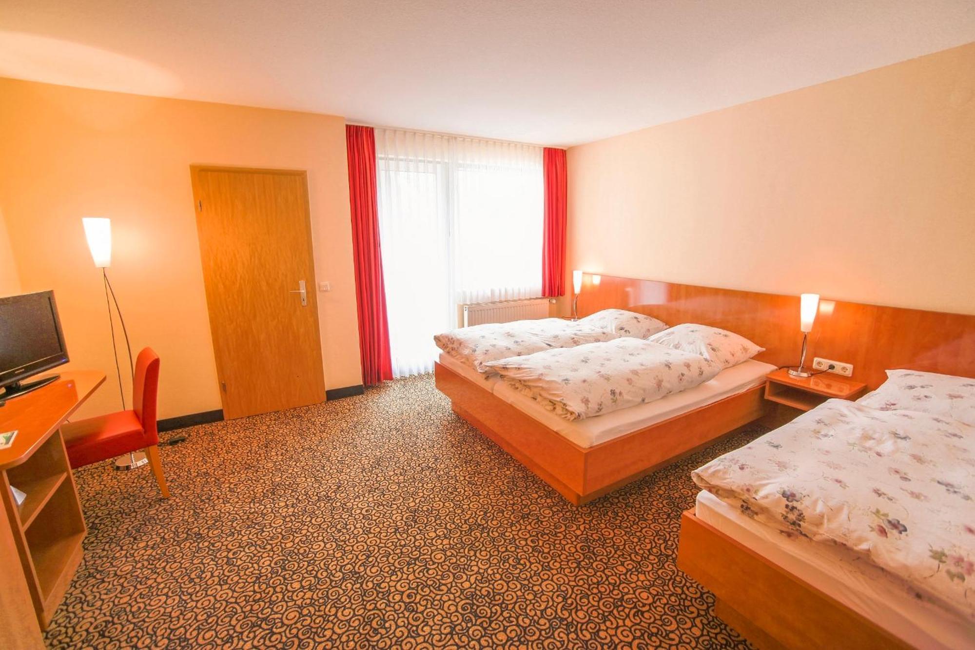Hotel Matthias Gnarrenburg Habitación foto