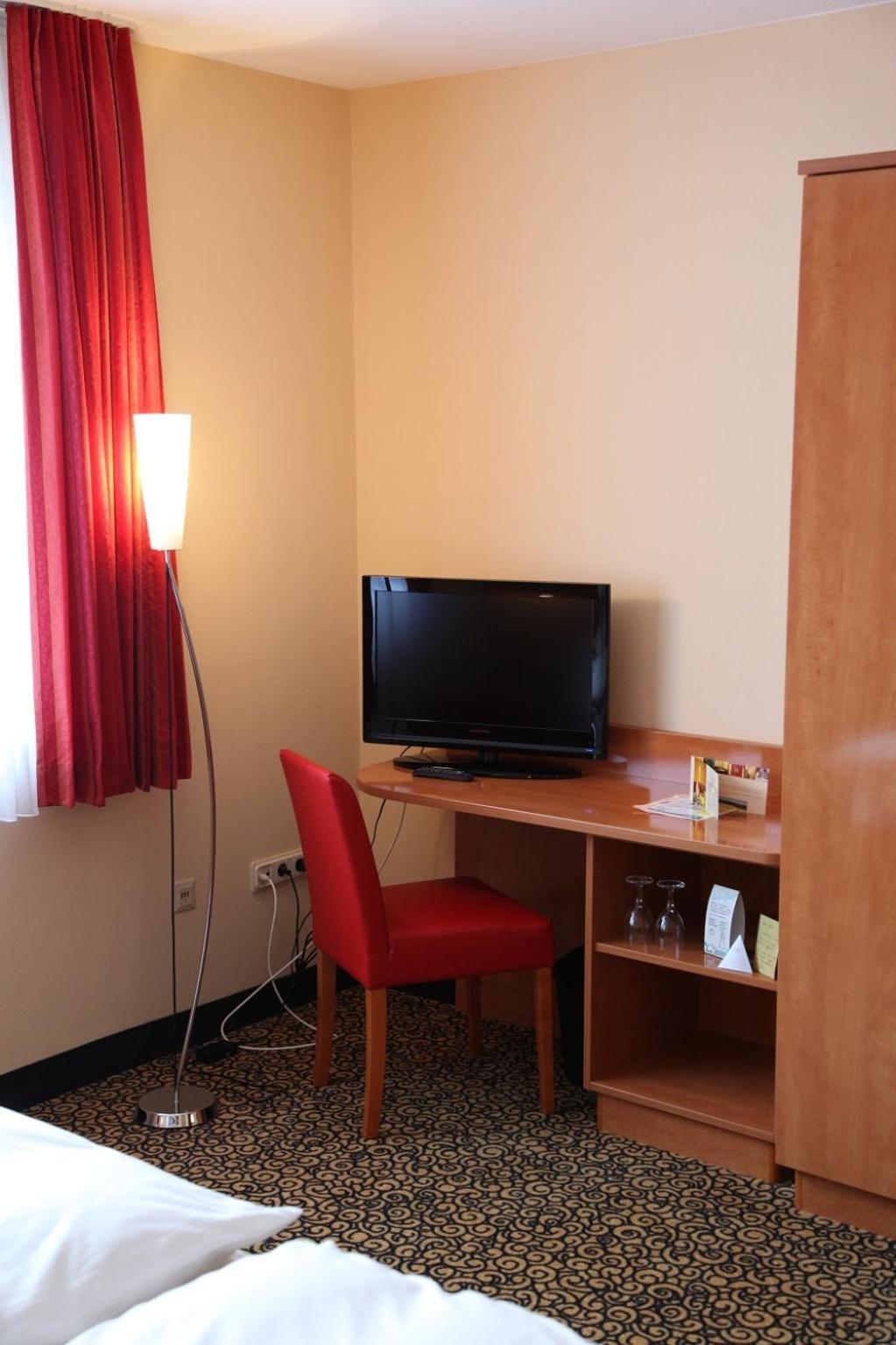 Hotel Matthias Gnarrenburg Habitación foto